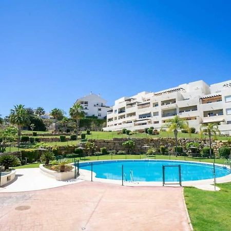 Cyv Nice Apartment W A Pool Close To The Beach Бенальмадена Экстерьер фото