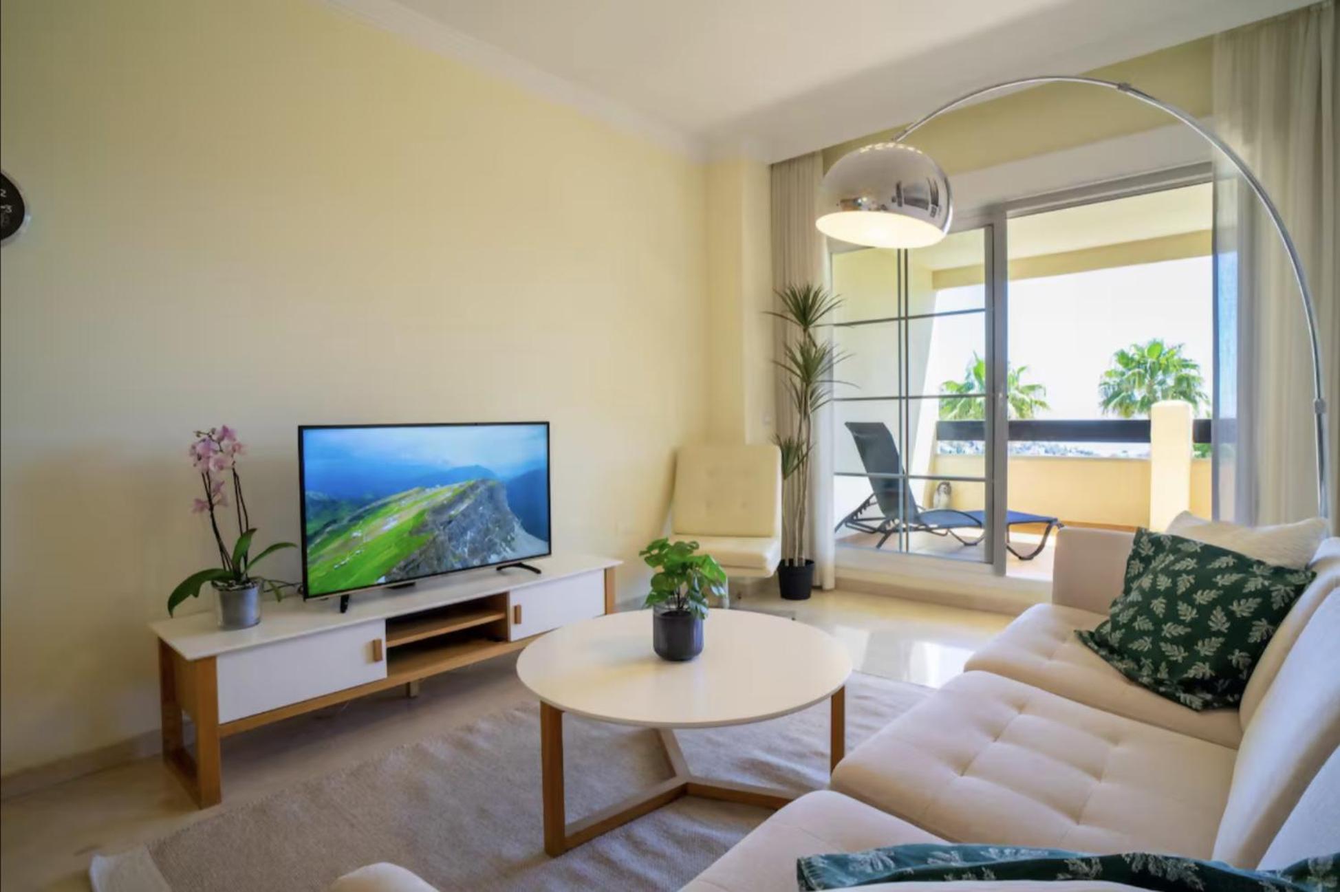 Cyv Nice Apartment W A Pool Close To The Beach Бенальмадена Экстерьер фото
